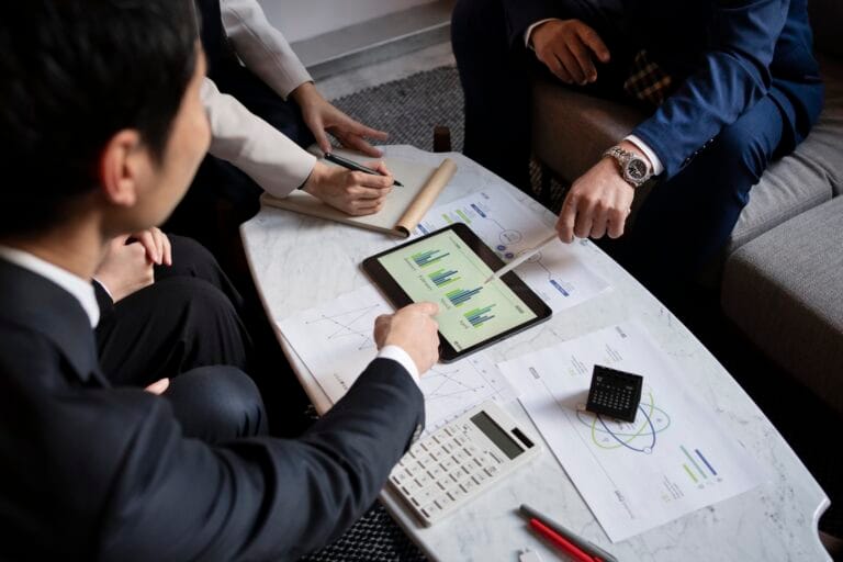 Regulación y Oportunidades de Inversión